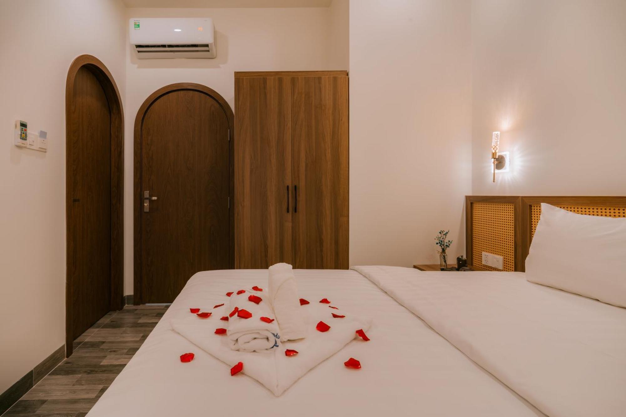 De V'Charm Hotel Dong Tac 외부 사진